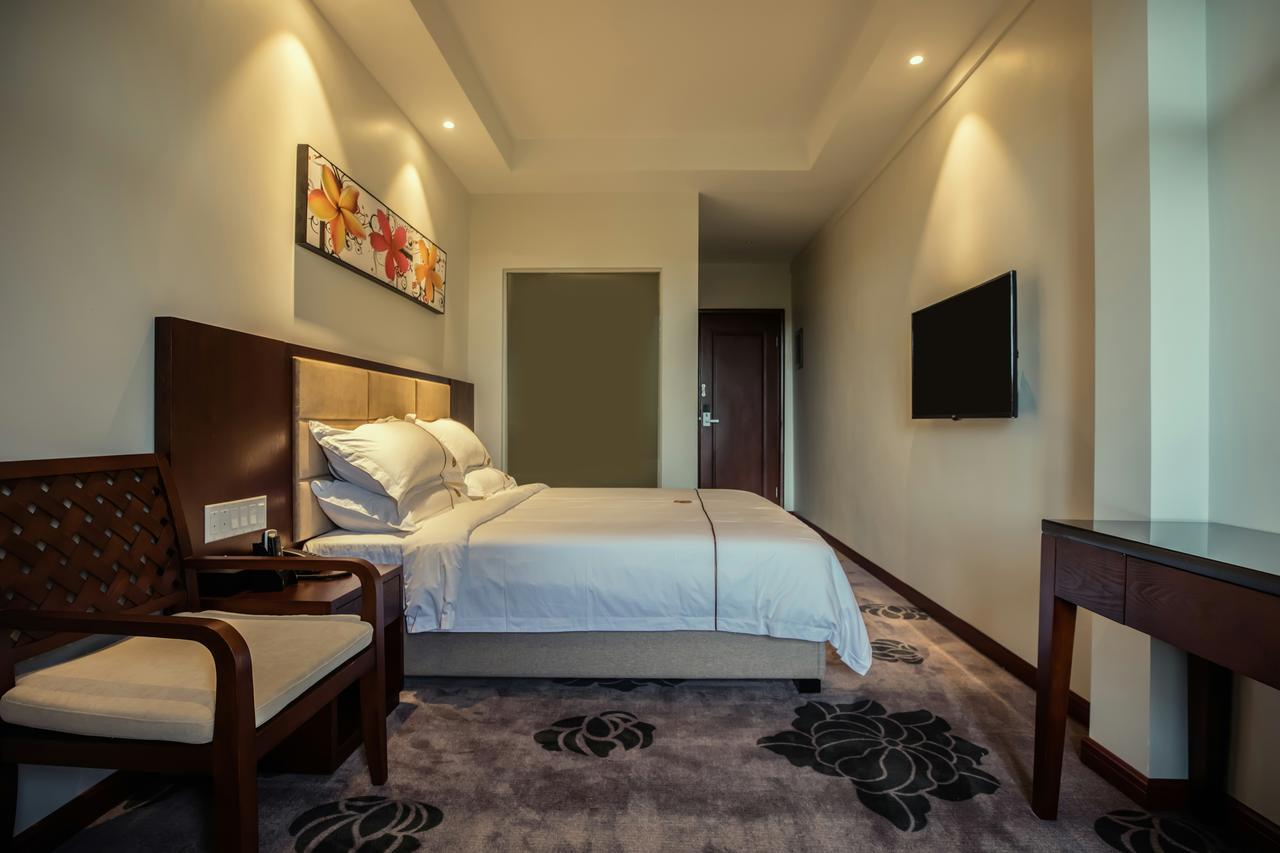 גרפאן Tf Seaside Hotel מראה חיצוני תמונה